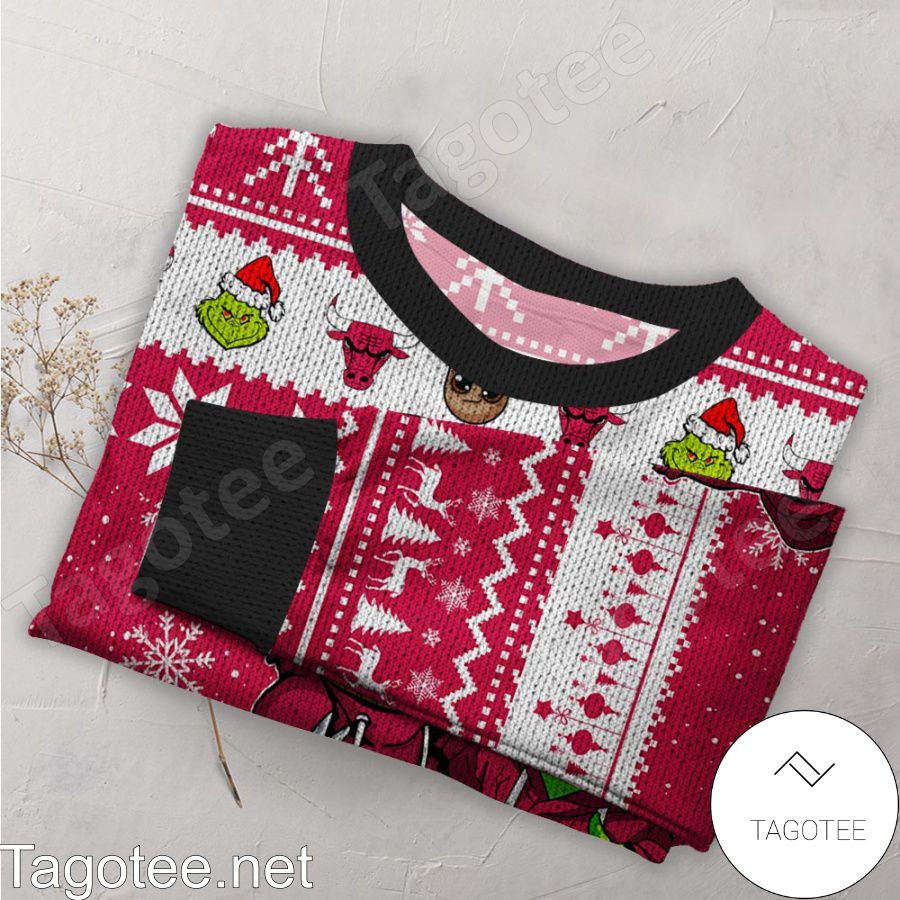 Chicago Bulls Baby Groot And Grinch NBA Ugly Christmas Sweater a