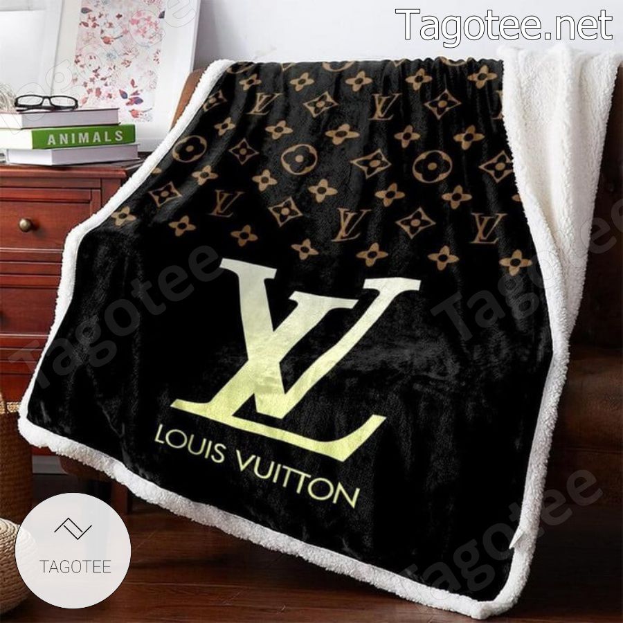 Louis Vuitton Big Logo On The Bottom Black Blanket