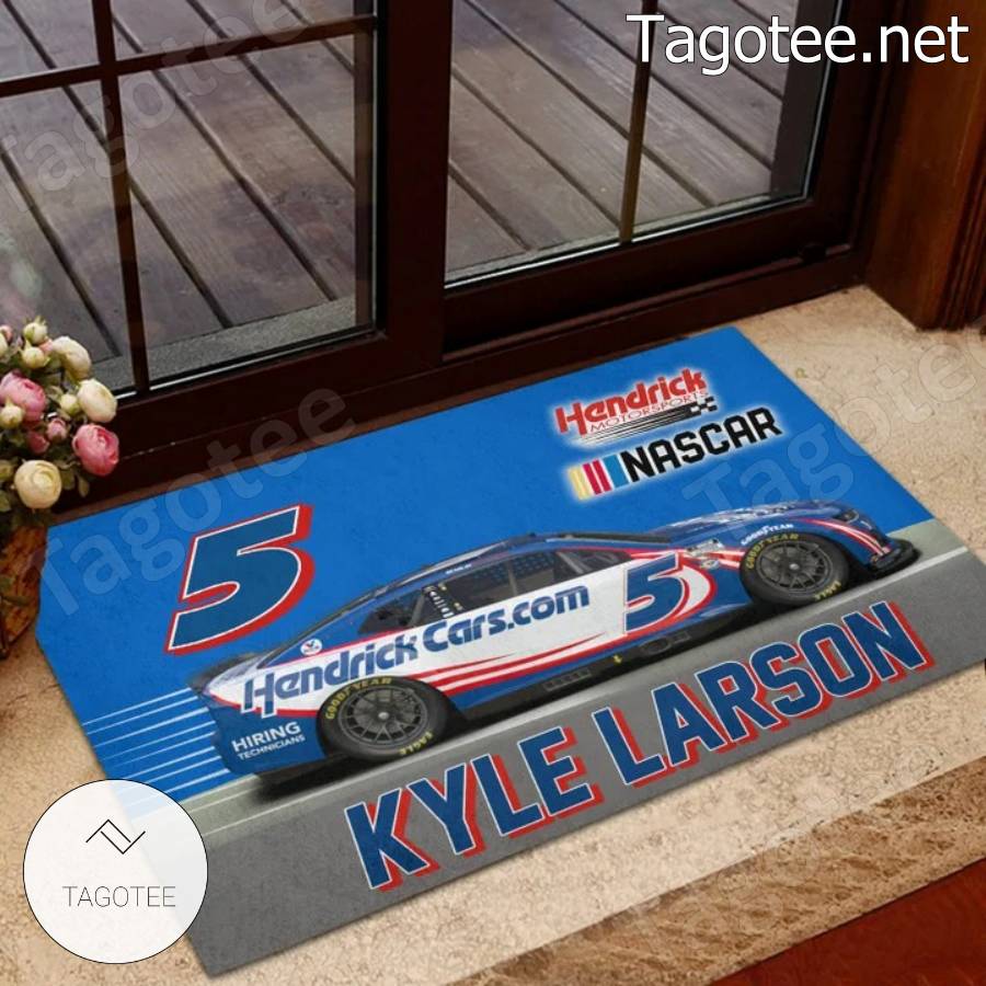 Nascar Kyle Larson 5 Front Doormat a