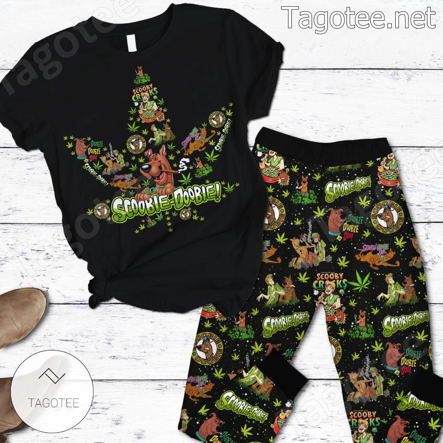 Weed Shape Scoobie-doobie Pajamas Set